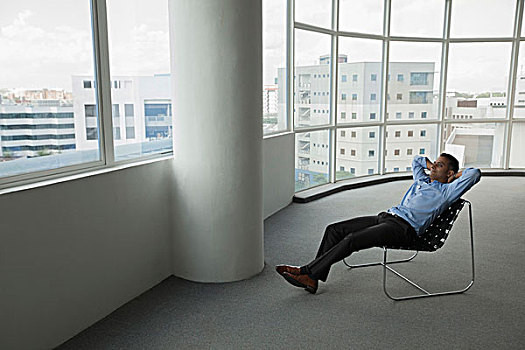 新加坡,商务人士,坐,椅子,空,办公室