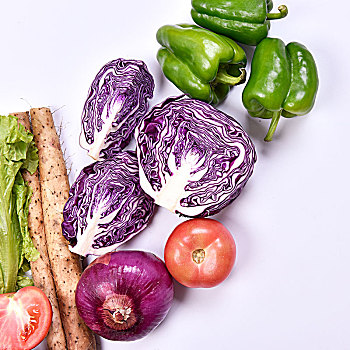 健康生活,新鲜的多种蔬菜在白色的背景上