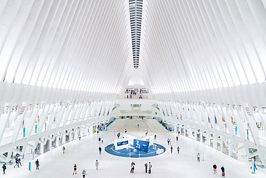 纽约地铁富尔顿换乘中心丨oculus
