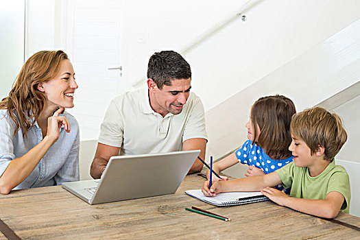 父母,笔记本电脑,协助,孩子,上色