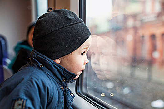男孩,看穿,列车,窗户