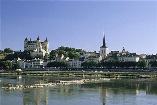 法国,卢瓦尔河地区,曼恩-卢瓦尔省,索米尔,全视图