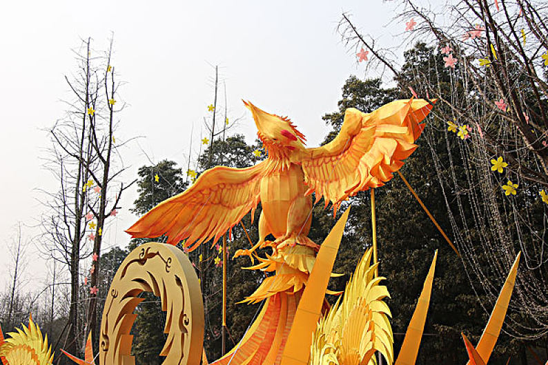 凤凰展翅花灯图片_凤凰展翅花灯高清图片_全景视觉
