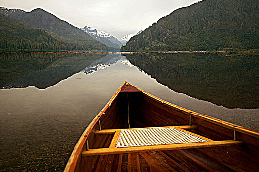 雪松,细条,独木舟,湖,黄金,河,温哥华岛,不列颠哥伦比亚省,加拿大
