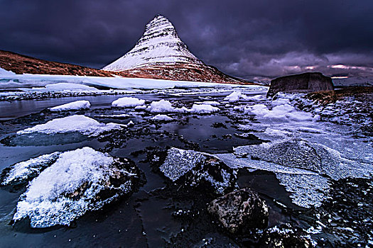 顶峰,河,斯奈山半岛,冰岛,欧洲