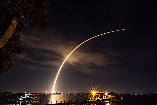 火箭,发射,卡纳维拉尔角,沟通,卫星,上方,印度河,泻湖,佛罗里达