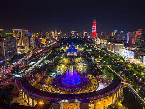 济南泉城广场国庆节夜景