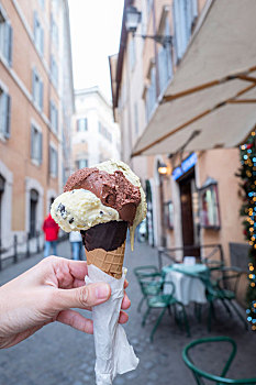 罗马风情,罗马美食,牛角包,冰淇淋