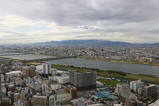 大阪,梅田蓝天大厦,俯拍