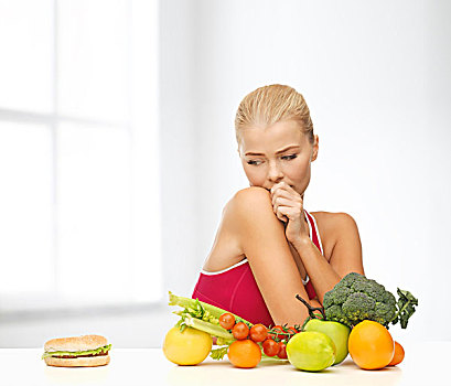 健身,节食,健康,概念,怀疑,女人,水果,汉堡包