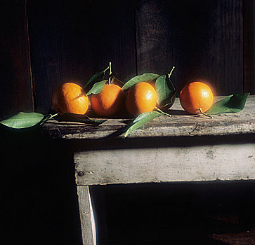 柑橘,木桌子,柔光
