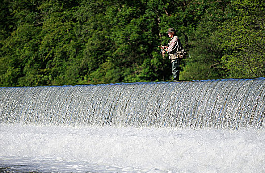 钓鱼,男人,拦河坝,上巴伐利亚,巴伐利亚,德国,欧洲