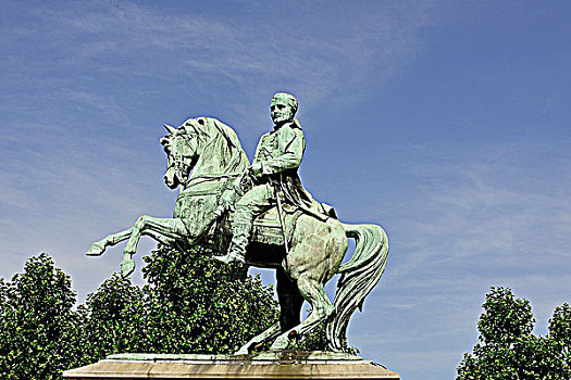 法国,诺曼底,鲁昂,骑马雕像