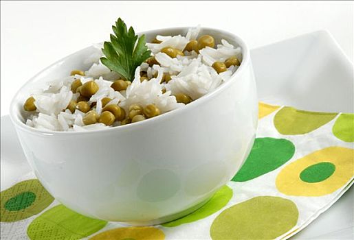米饭,青豌豆