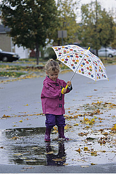 女孩,拿着,伞,玩,阿贾克斯,安大略省,加拿大