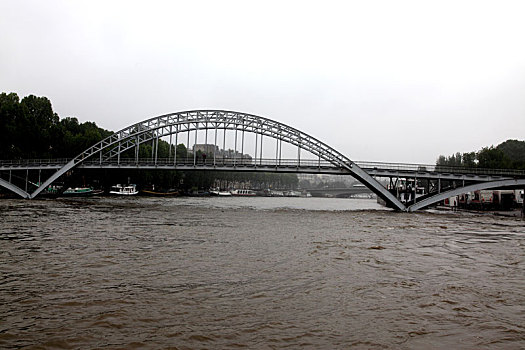塞纳河大桥