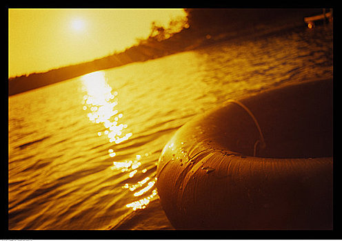 内胎,湖,日落
