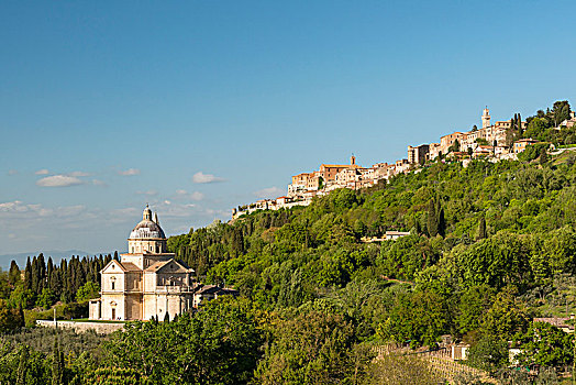城镇风光,教堂,蒙蒂普尔查诺红葡萄酒,托斯卡纳,意大利,欧洲