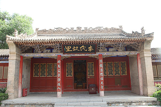 甘肃陇西,砖雕,是李家龙宫建筑上的精品