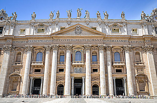 圣彼得大教堂,罗马,意大利文艺复兴,建筑,世界遗产,柱子,铭刻,雕塑,宗教塑像,屋顶轮廓线