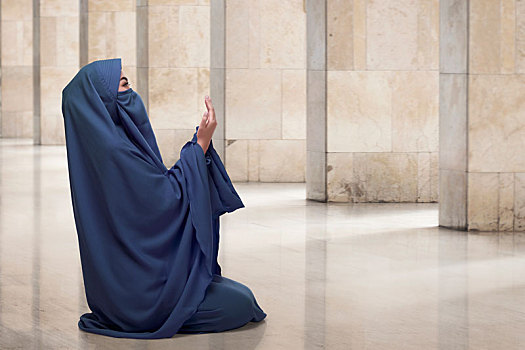 宗教,亚洲人,穆斯林,女人,穿,脸,遮盖,祈祷