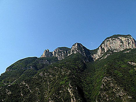 长江三峡神女峰