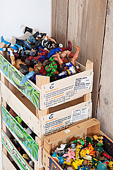 彩色,玩具,一堆,水果,板条箱,木板墙