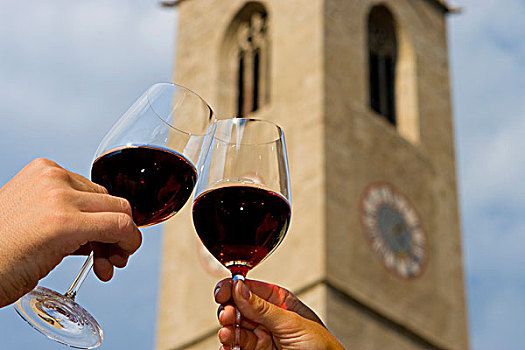 葡萄酒杯,碰杯,尖顶,南蒂罗尔,意大利,欧洲