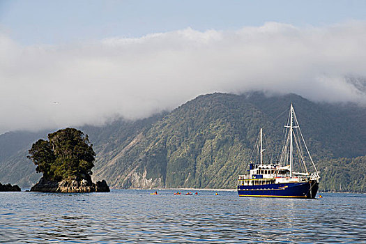 帆船,米尔福德峡湾,峡湾,南岛,新西兰