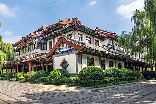 济南大明湖公园中式古典建筑群