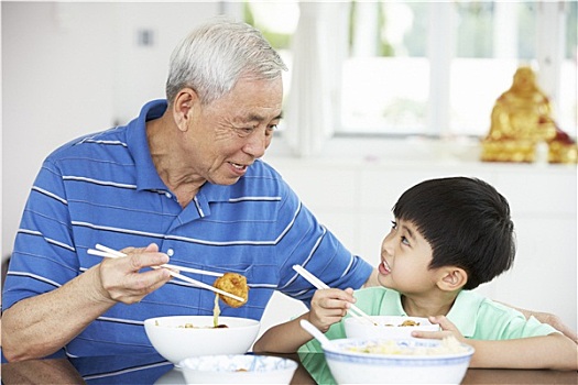 头像,中国人,爷爷,孙子,吃,食物,一起