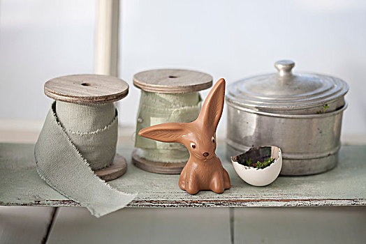 复活节兔子,正面,带,旧式,锡罐