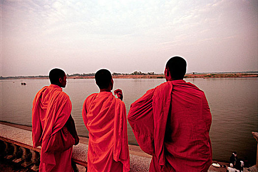 柬埔寨,金边,和尚,看,泥,湄公河,河滨地区