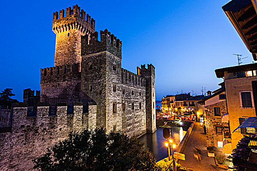 城堡,黄昏,西尔米奥奈,布雷西亚,伦巴第,意大利