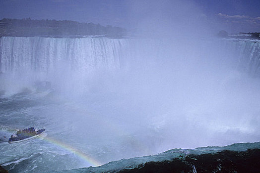 加拿大,安大略省,尼亚加拉河,尼亚加拉瀑布,马蹄铁瀑布,雾中少女号