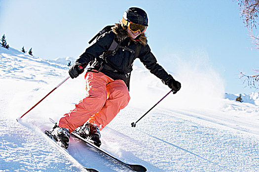 女性,滑雪,下坡