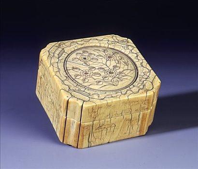 象牙制品,盒子,花饰,清朝,中国,18世纪