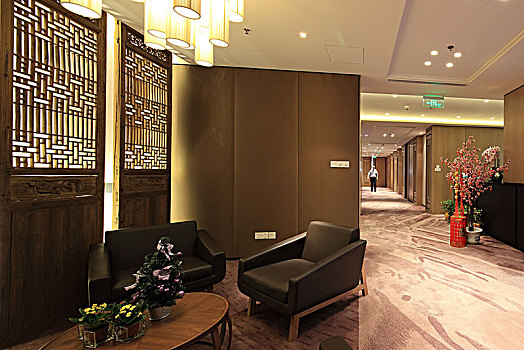 外滩中心希尔顿酒店管理,上海,有限公司