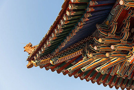 中式建筑飞檐斗拱景观