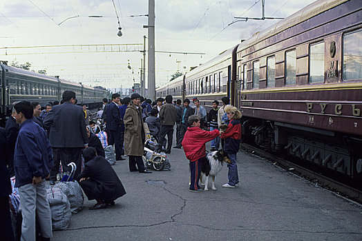 俄罗斯,西伯利亚,火车站,场景