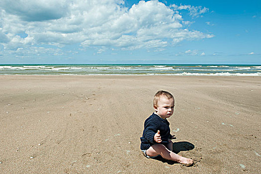 婴护,海滩