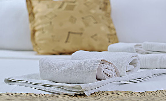 白色,毛巾,床,豪华酒店,房间,黄色,枕头,背景