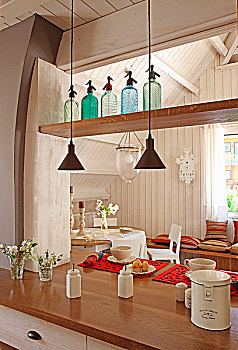 厨房,餐厅,白色,墙壁,倾斜,天花板