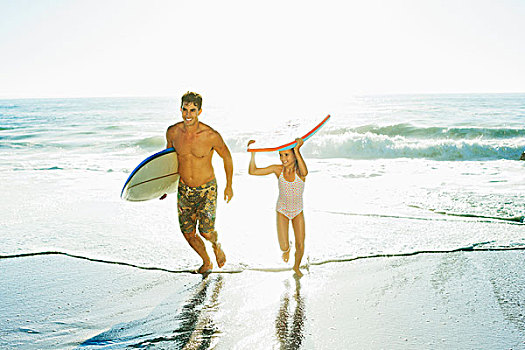 父亲,女儿,冲浪板,浮板,海滩