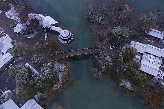 浙江省杭州市西湖茅家埠杨公堤雪景航拍