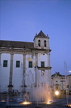 巴西,萨尔瓦多,城市,历史,老城,世界遗产,侧面,耶稣会,大教堂,夜晚,洪水,照亮,喷泉