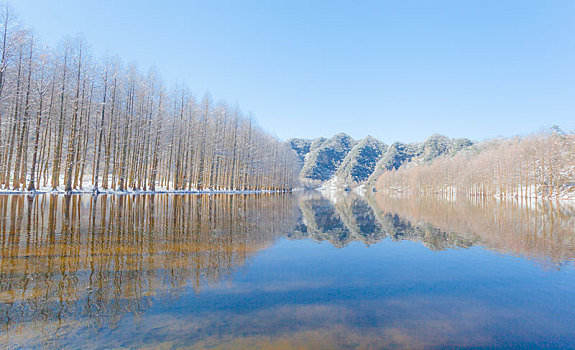 陕西汉中龙池雪景