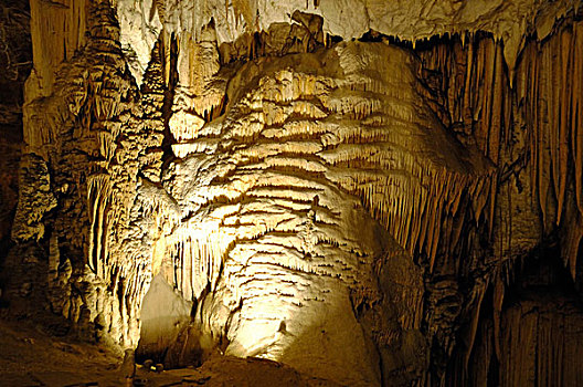 石笋,室内,喀斯特地貌,洞穴,波斯托伊纳,斯洛文尼亚,欧洲