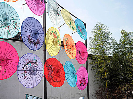 屯溪黎阳老街的装饰伞