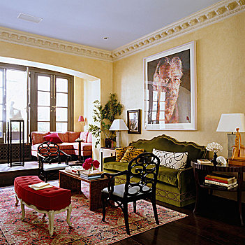 宽敞,客厅,特写,墙壁,高处,沙发,软垫,绿色,丝绸,天鹅绒